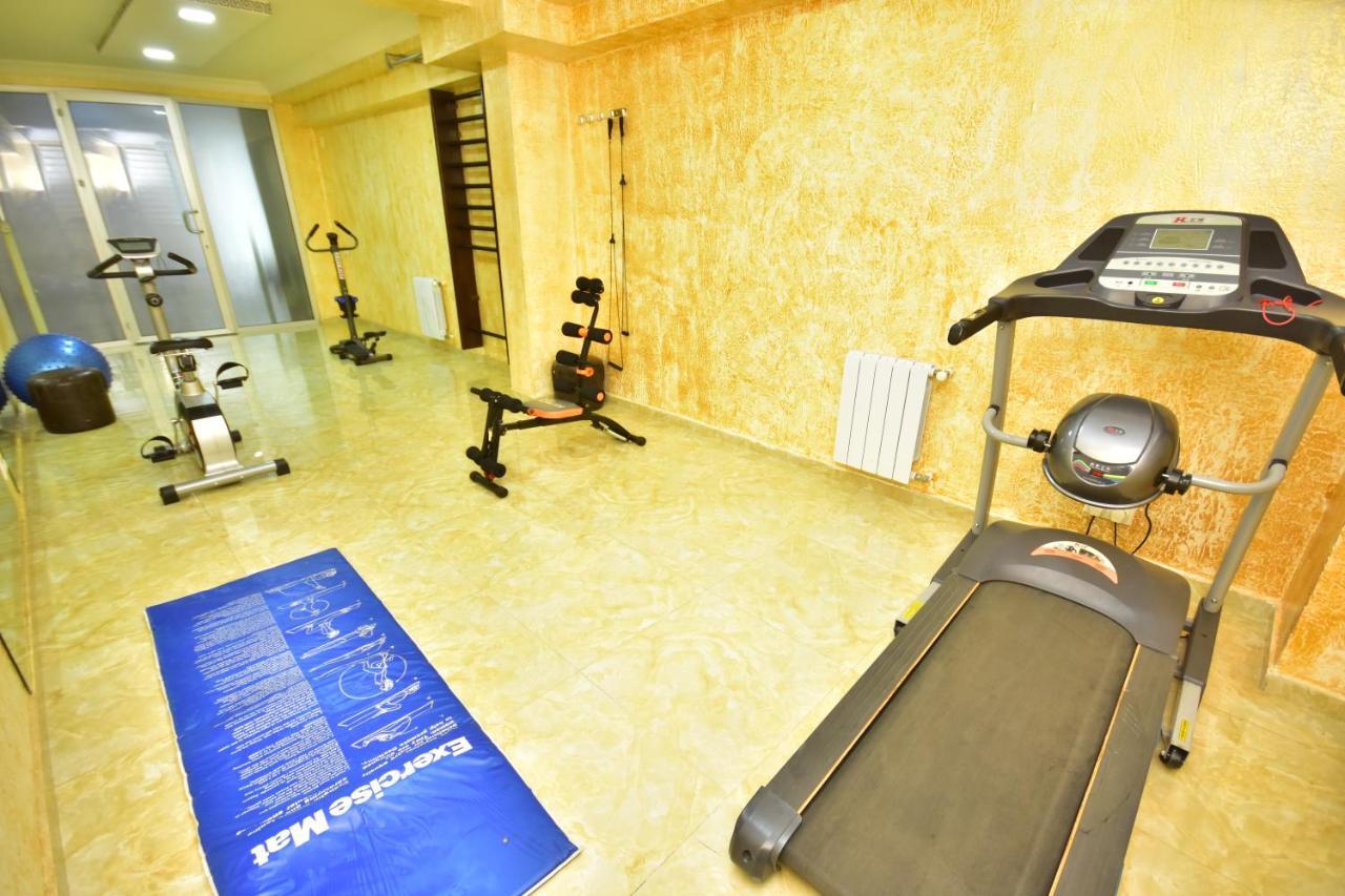 Hotel Chao Батуми Екстериор снимка